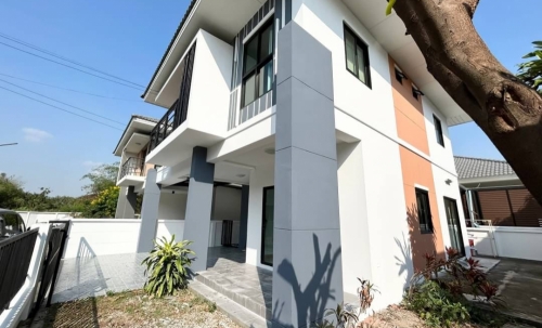 ขายบ้านแฝด 2 ชั้น 3 ห้องนอน 3 ห้องน้ำ บึงวรกิจ (1)