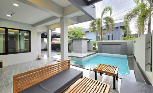 ขาย Pool Villa 2 ชั้น 4 ห้องนอน 5 ห้องน้ำ พัทยากลาง (1)