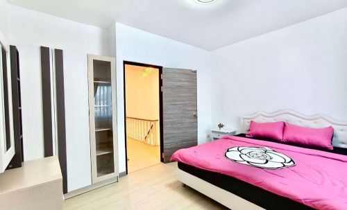 ขายทาวน์โฮม 2 ชั้น 2 ห้องนอน ซอยสยามคันทรีคลับ (2)