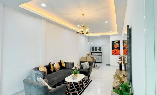 บ้านแฝดสไตล์โมเดิร์น 3 ห้องนอน 2 ห้องน้ำ ห้วยใหญ่