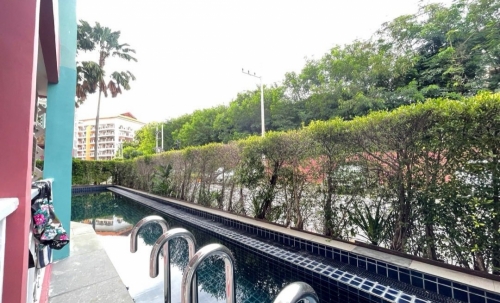 ให้เช่า Grande Caribbean Pattaya แกรนด์ แคริบเบียน พัทยา 1 ห้องนอน วิวสระ