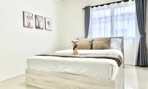 ขายทาวน์เฮ้าส์ 2 ชั้น 2 ห้องนอน 2 ห้องน้ำ ถนนสุขุมวิท (2)