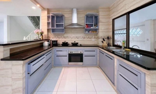 ขาย บ้าน Pool Villa ในหมู่บ้าน Royal View Village (3)