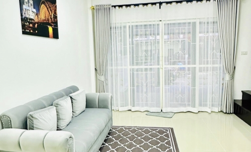 ขาย Town Home 2 ชั้น 3 ห้องนอน 3 ห้องน้ำ เนินพลับหวาน (2)