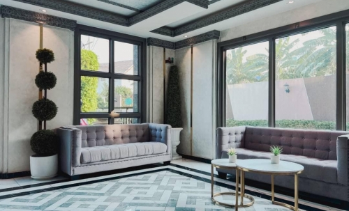 ให้เช่า Arcadia Center Suites Pattaya อาคาเดีย เซ็นเตอร์ สูท พัทยา 1 ห้องนอน วิวสวน