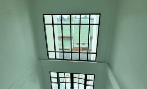 ขายบ้านเดี่ยว 9 ห้องนอน 6 ห้องน้ำ ติดตลาดน้ำสี่ภาค จอมเทียน-พัทยา ติดเจ้าของ