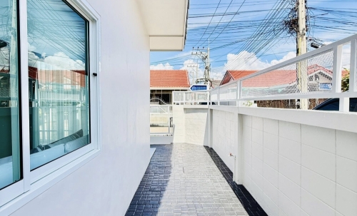 ขาย ทาวน์เฮ้าส์ 2 ห้องนอน 2 ห้องน้ำ เขาตาโล (2)