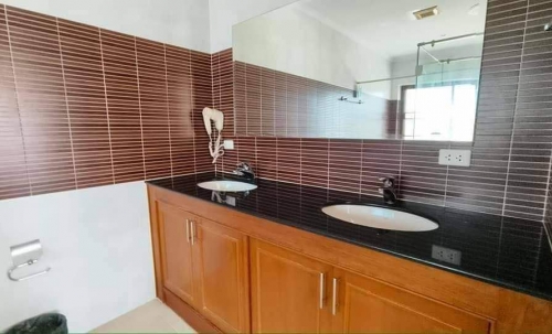 ปล่อยเช่าบ้าน Pool Villa จอมเทียน 4 ห้องนอน 4 ห้องน้ำ ทำธุรกิจได้