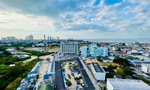 ปล่อยเช่า ลุมพินี สุขุมวิท-พัทยาเหนือ 1 ห้องนอน วิวทะเล