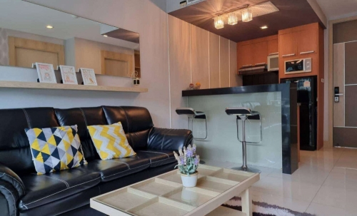 ปล่อยเช่ารายปี Apus Condo เอปัส คอนโด พัทยากลาง  1 ห้องนอน ชั้น 4 วิวสระ