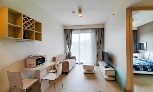 ปล่อยเช่ารายปี Unixx South Pattaya ยูนิกซ์ พัทยาใต้ 1 ห้องนอน ชั้น 2 วิวสระ & ภูเขา