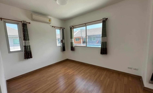 ขายพร้อมผู้เช่า ทาวน์โฮม 2 ชั้น หลังมุม 3 ห้องนอน 2 ห้องน้ำ เครือสหพัฒน์-ศรีราชา