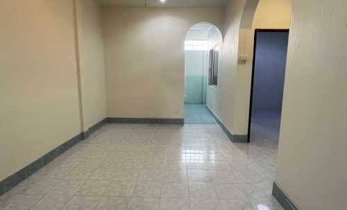 ขาย ทาวน์เฮ้าส์ 2 ห้องนอน 1 ห้องน้ำ เขาน้อย (2)