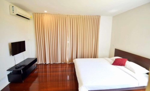 ปล่อยเช่าบ้าน Pool Villa ติดทะเล พัทยาเหนือ 4 ห้องนอน 5 ห้องน้ำ