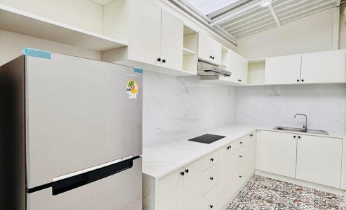 ให้เช่า ทาวน์โฮม 3 ห้องนอน เขาน้อย