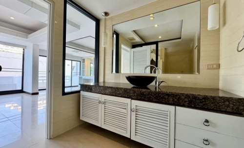 ขาย บ้าน 4 ชั้น 8 ห้องนอน 7 ห้องน้ำ จอมเทียน (2)