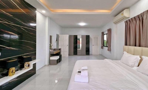 ขาย บ้าน Pool Villa ในหมู่บ้าน Royal View Village (3)