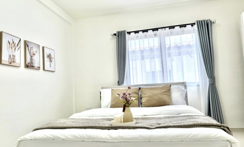 ขายทาวน์เฮ้าส์ 2 ชั้น 2 ห้องนอน 2 ห้องน้ำ ถนนสุขุมวิท (2)