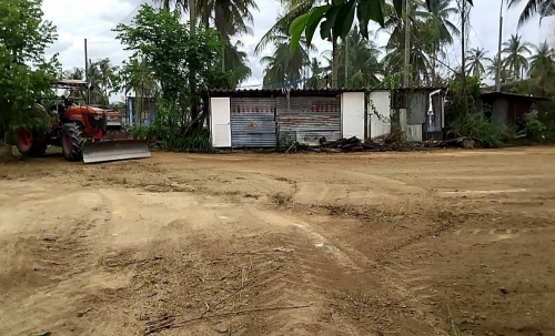 ขายที่ดินติดคฤหาสน์โทนี่ หนองปลาไหล  ขนาด 1 งาน 50 ตารางวา ติดเจ้าของ