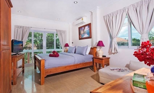 ให้เช่าพูลวิลล่า 4 ห้องนอน จอมเทียน