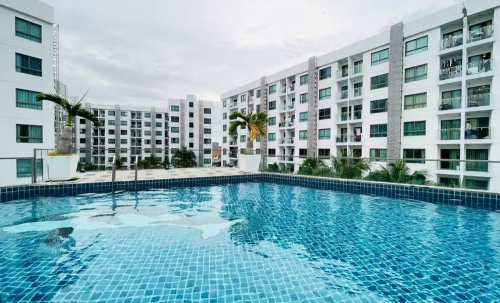 ขาย Arcadia Beach Resort Pattaya อะคาเดีย บีช รีสอร์ท พัทยา 1 ห้องนอน วิวสระ (2)