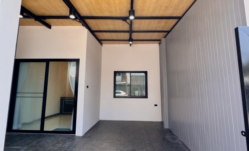 ขายทาวน์โฮม 2 ห้องนอน 2 ห้องน้ำ พัทยาติดสุขุมวิท (2)