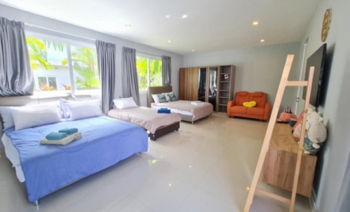 For rent Pool Villa 4 bedrooms 5 bathrooms Bang Saray