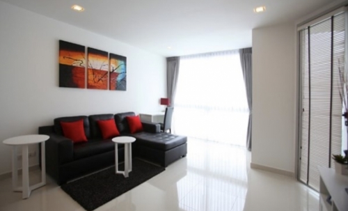 ขาย Club Royal Wongamat คลับ รอยัล วงศ์อมาตย์ 1 ห้องนอน วิวสระ (2)