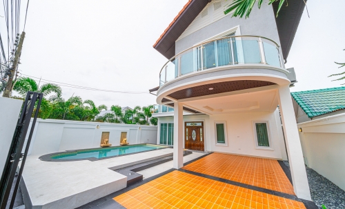 ขาย Pool Villa 2 ชั้น 5 ห้องนอน 5 ห้องน้ำ พัทยา (3)