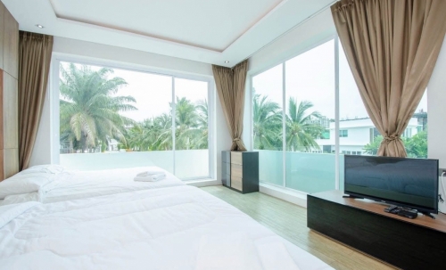 ให้เช่า Pool Villa 2 ชั้น 5 ห้องนอน 5 ห้องน้ำ จอมเทียน