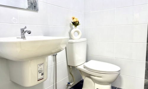 ขายทาวน์เฮ้าส์ 2 ชั้น 2 ห้องนอน 2 ห้องน้ำ ถนนสุขุมวิท (2)