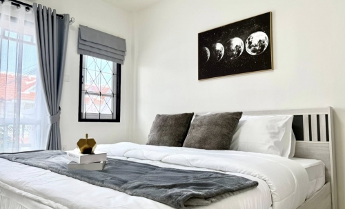 ขายทาวน์เฮ้าส์ 2 ชั้น 2 ห้องนอน 2 ห้องน้ำ ถนนสุขุมวิท (2)