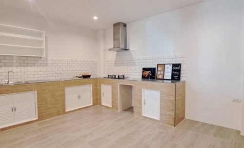 ให้เช่า บ้านเดี่ยว 2 ชั้น 3 ห้องนอน 2 ห้องน้ำ ซอยสยามคันทรีคลับ