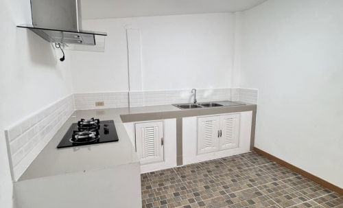 ขายทาวน์โฮม 2 ห้องนอน 1 ห้องน้ำ พัทยาติดสุขุมวิท (2)