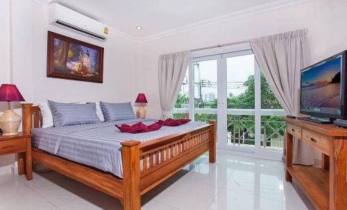 ให้เช่าพูลวิลล่า 4 ห้องนอน จอมเทียน