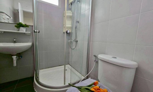 ขาย ทาวน์โฮม 2 ชั้น 3 ห้องนอน 2 ห้องน้ำ เขาน้อย