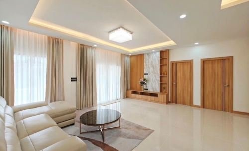 ขายบ้าน Pool Villa 4 ห้องนอน 3 ห้องน้ำ สยามคันทรีคลับ