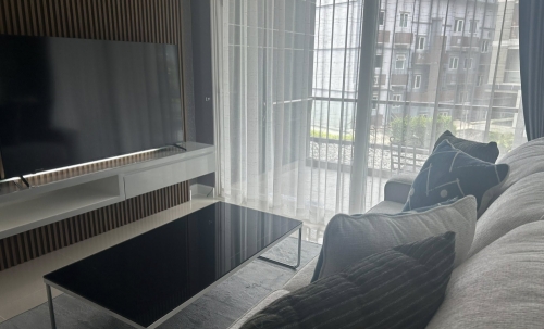 ให้เช่า Apus Condominium เอปัส คอนโดมิเนียม 1 ห้องนอน วิวสระ