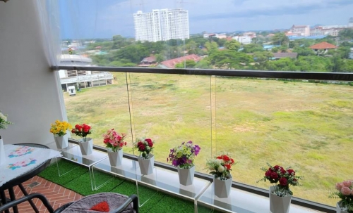 ให้เช่า Laguna Beach Resort 3 The Maldives Pattaya ลากูน่าบีช รีสอร์ท 3 เดอะมัลดีฟส์ พัทยา Studio วิวเมือง