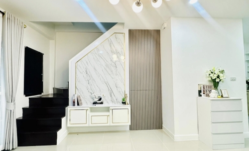 ขาย Town Home 2 ชั้น 3 ห้องนอน 3 ห้องน้ำ เนินพลับหวาน (2)