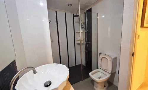 ปล่อยเช่ารายปี Amazon Jomtien อเมซอน จอมเทียน 1 ห้องนอน ชั้น 4 วิวสระ